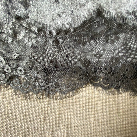 Guess Grey Lace Trim V-Neck Velour Party Nada Mini Dress- Sz- M - Picture 9 of 16